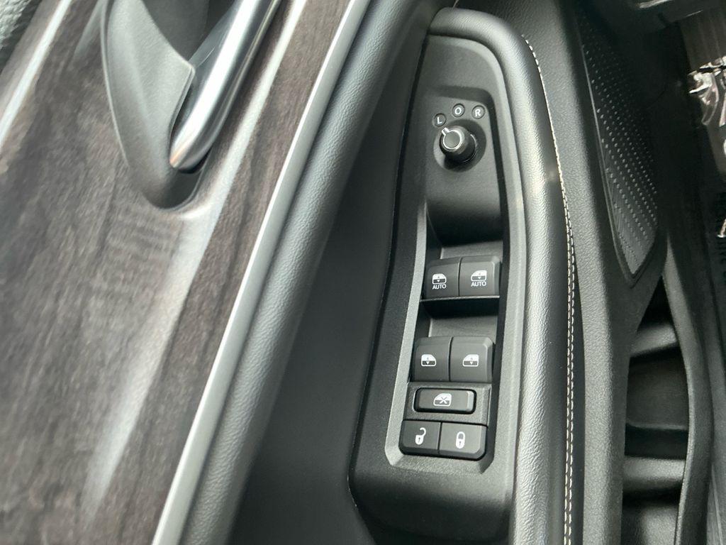 used 2023 Jeep Grand Cherokee car, priced at $29,698