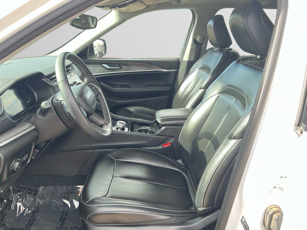 used 2023 Jeep Grand Cherokee car, priced at $29,698