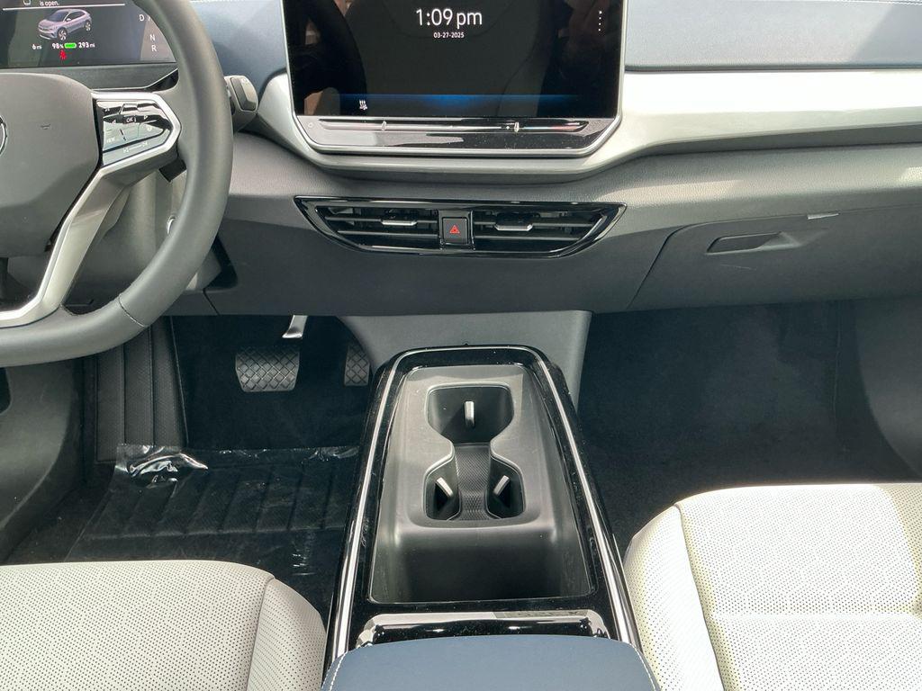 new 2025 Volkswagen ID.4 car, priced at $54,981