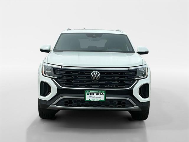 new 2025 Volkswagen Atlas Cross Sport car, priced at $45,116
