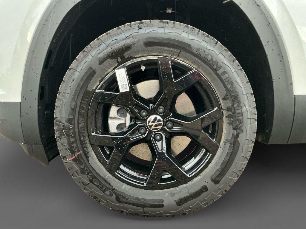 new 2026 Volkswagen Atlas car, priced at $51,308