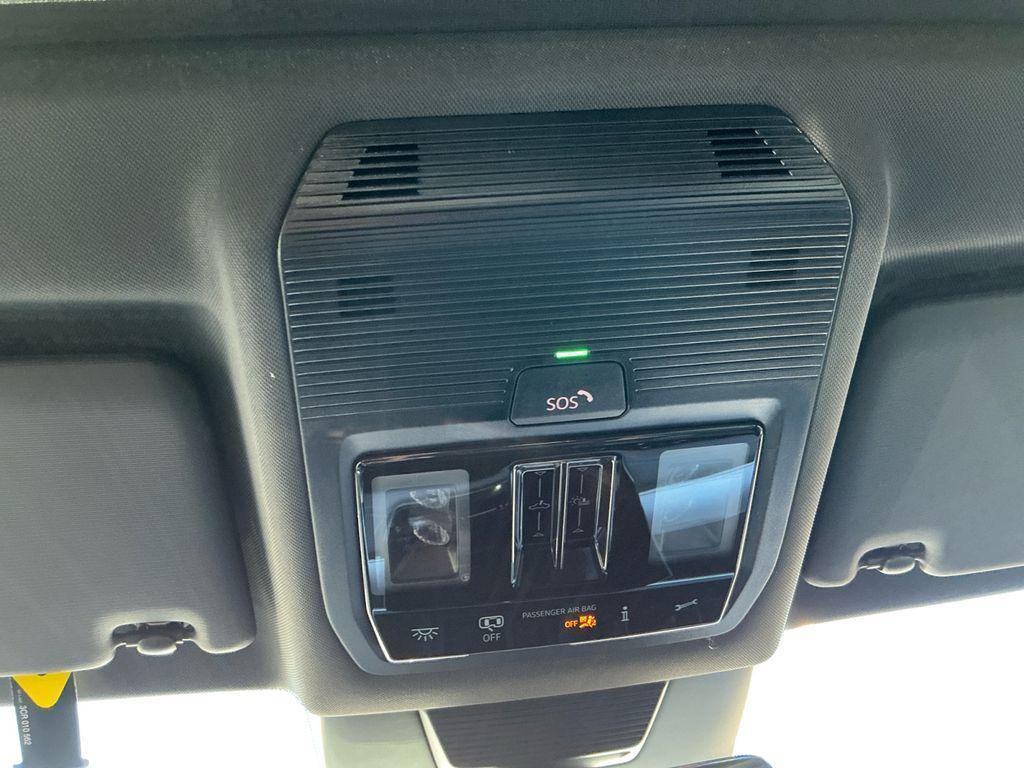 new 2025 Volkswagen Tiguan car, priced at $39,395