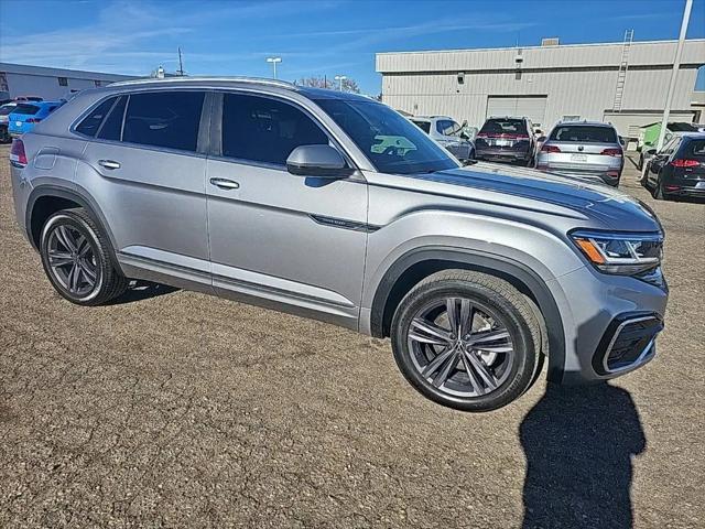 used 2022 Volkswagen Atlas Cross Sport car, priced at $31,174