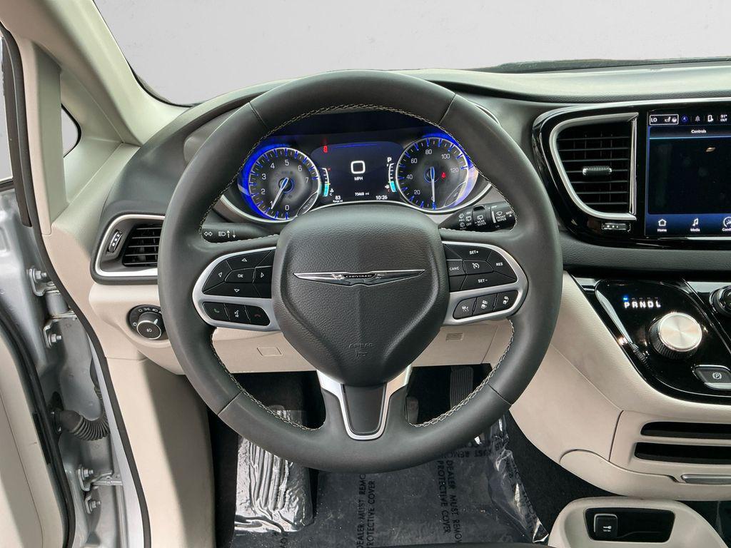 used 2023 Chrysler Pacifica car, priced at $23,740