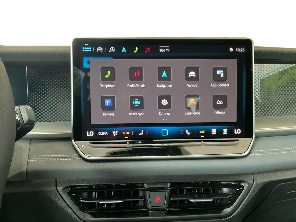 new 2025 Volkswagen Tiguan car, priced at $39,796