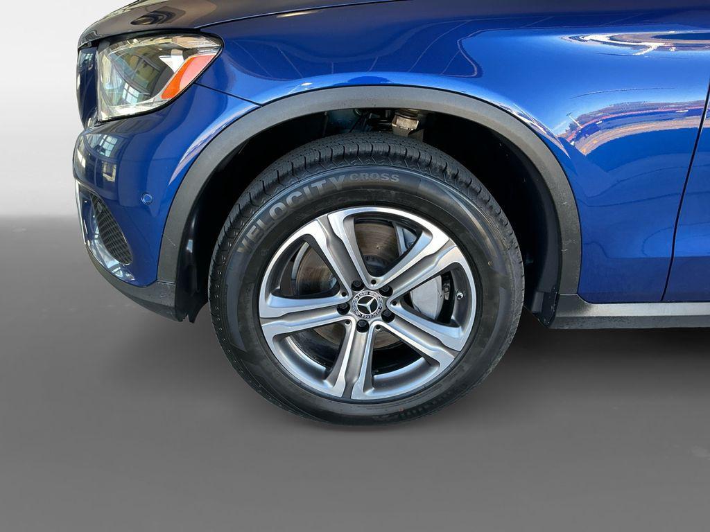 used 2019 Mercedes-Benz GLC 300 car, priced at $21,997