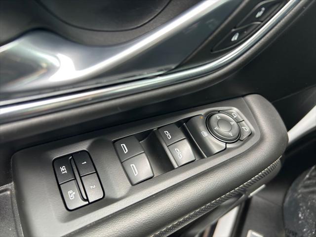 used 2023 GMC Yukon car, priced at $51,939