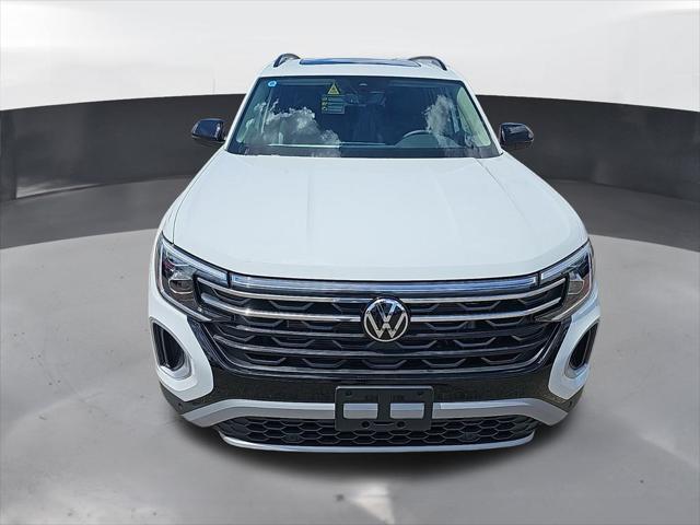 new 2024 Volkswagen Atlas car, priced at $50,136