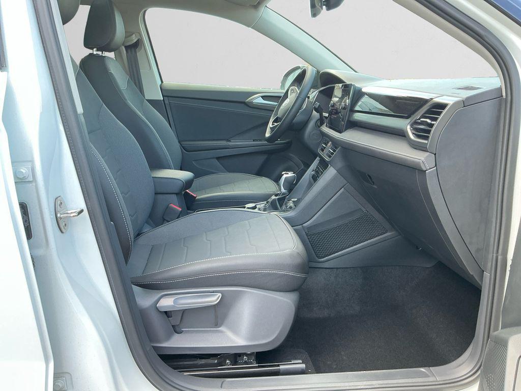 new 2025 Volkswagen Taos car, priced at $33,082