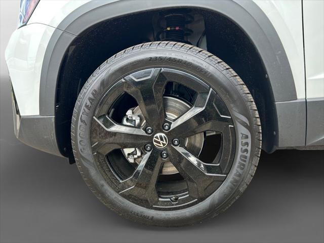 new 2025 Volkswagen Taos car, priced at $32,266