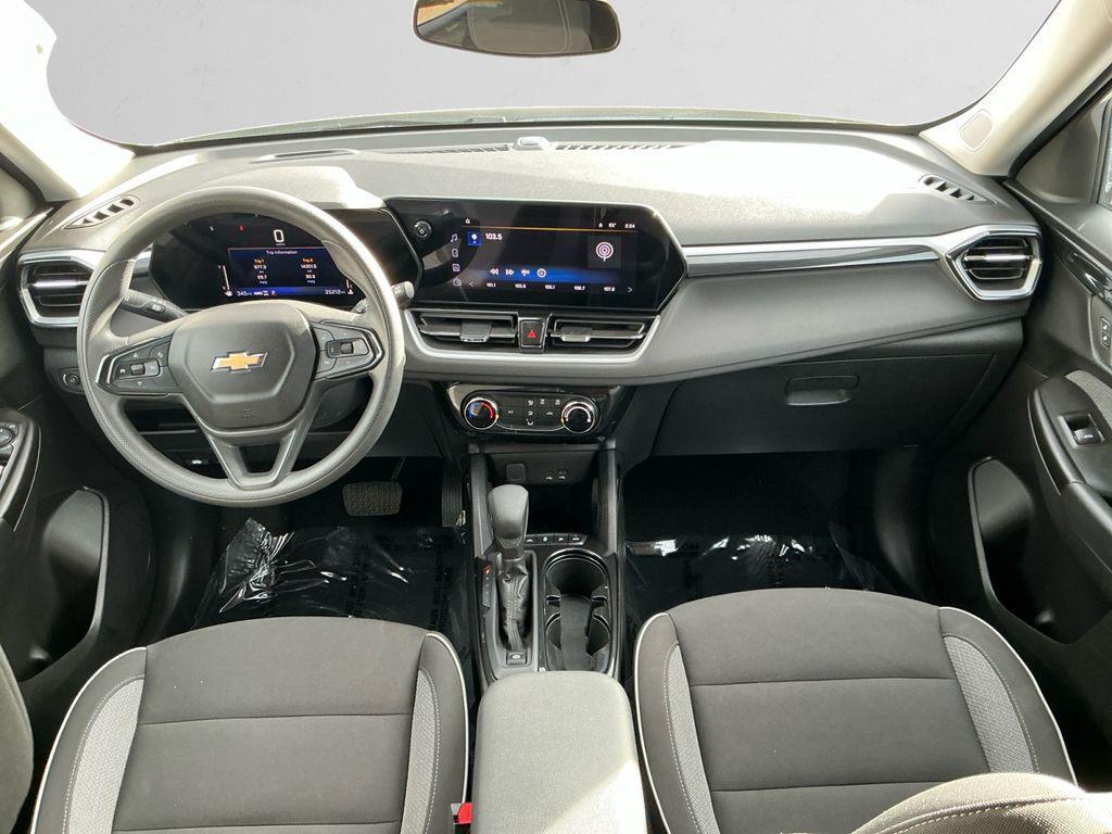 used 2024 Chevrolet TrailBlazer car, priced at $21,996