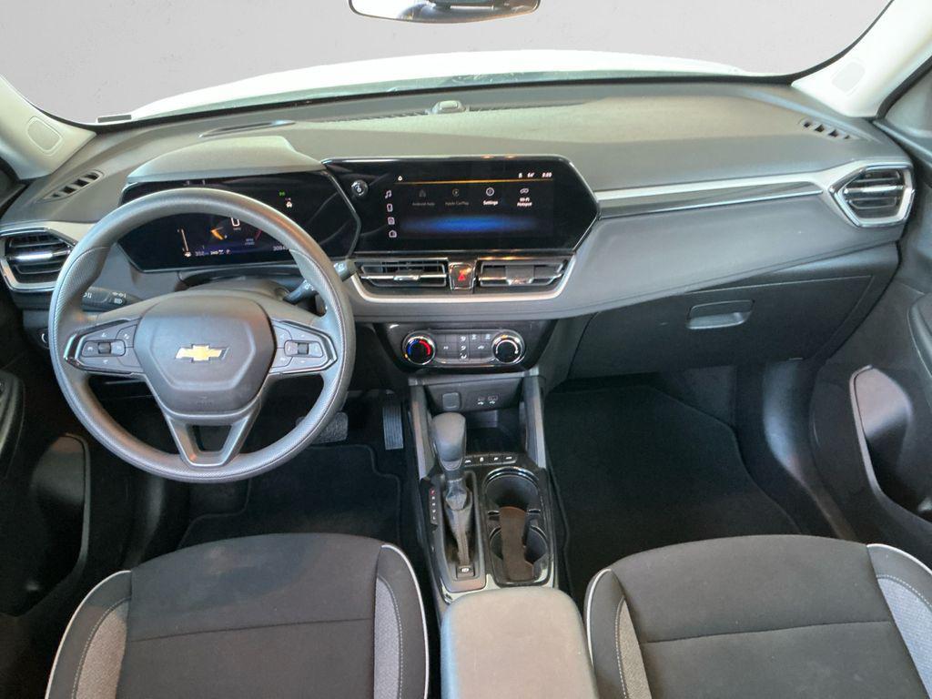 used 2025 Chevrolet TrailBlazer car, priced at $22,998
