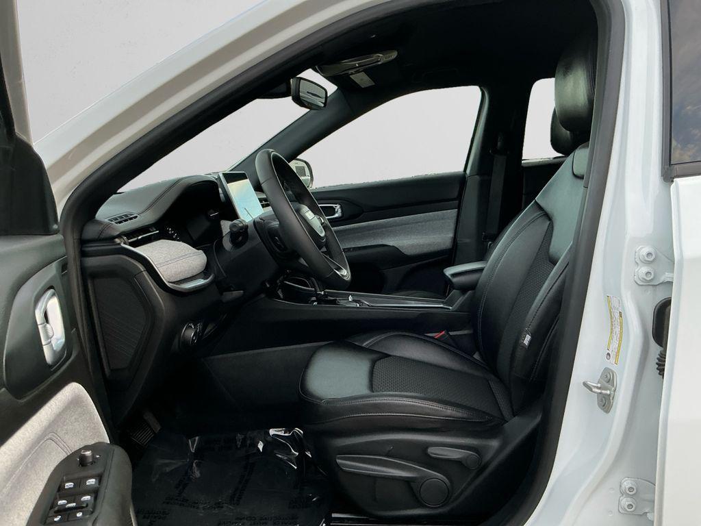 used 2024 Jeep Compass car, priced at $22,509