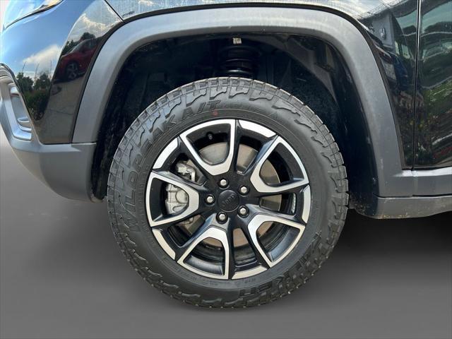 used 2024 Jeep Compass car, priced at $25,792