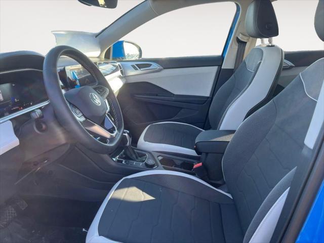 new 2025 Volkswagen Taos car, priced at $31,425