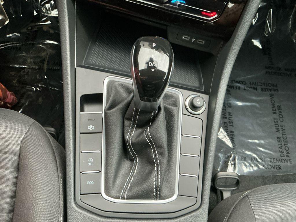 new 2025 Volkswagen Jetta car, priced at $24,027