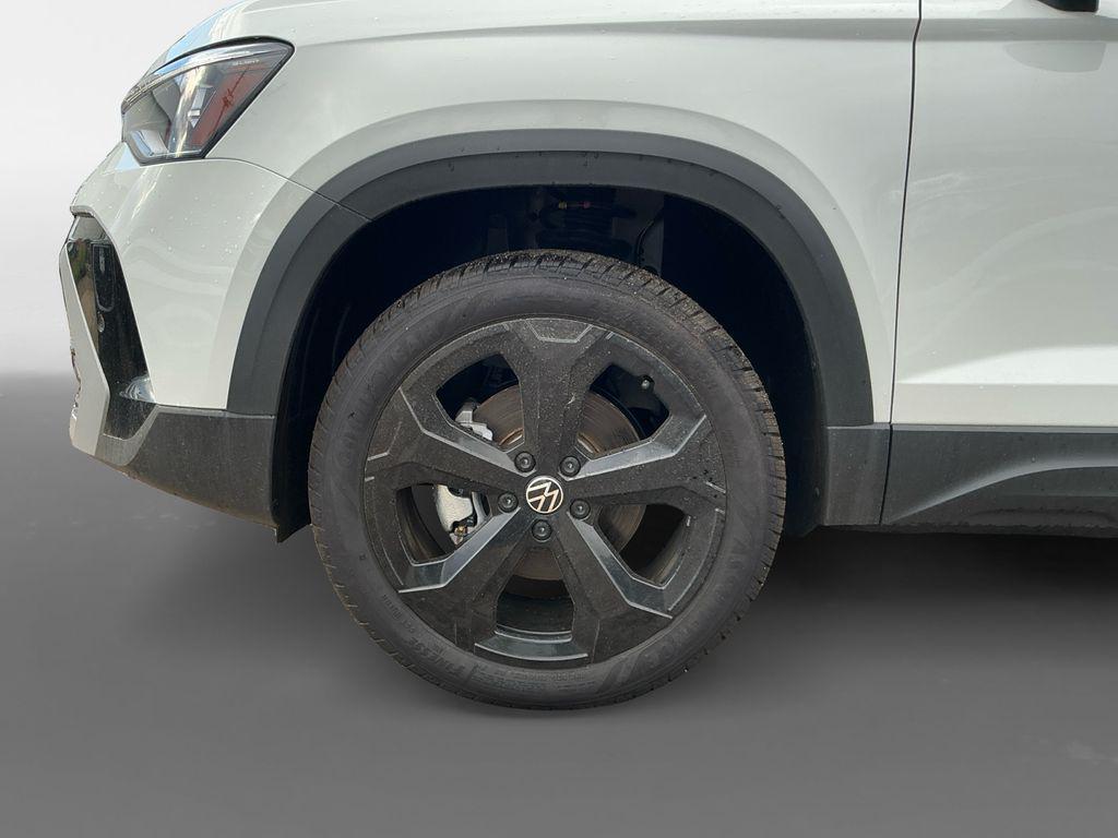 new 2025 Volkswagen Taos car, priced at $36,115