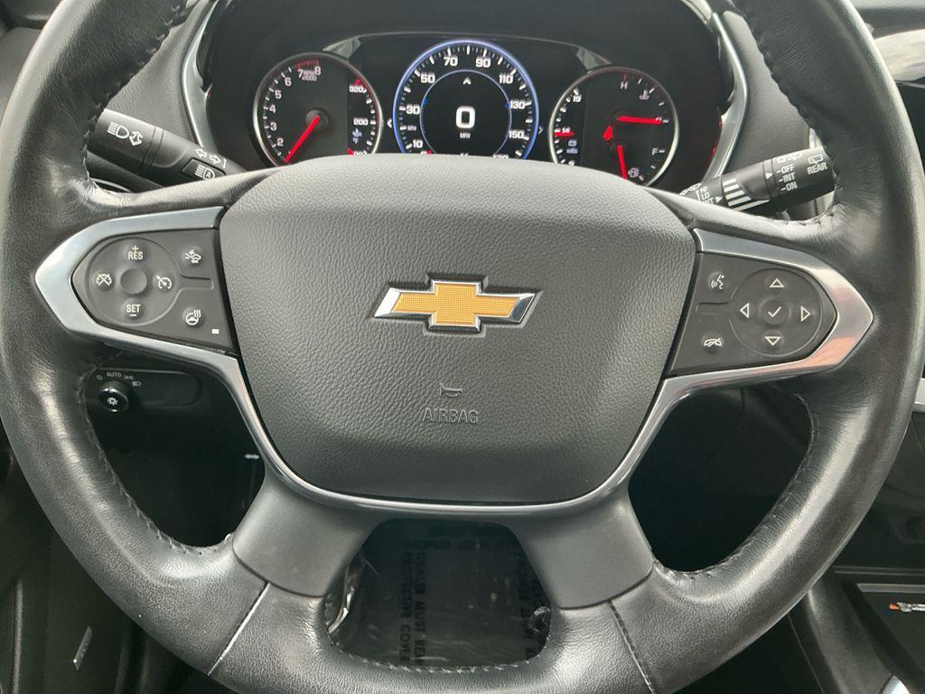 used 2022 Chevrolet Traverse car, priced at $34,596