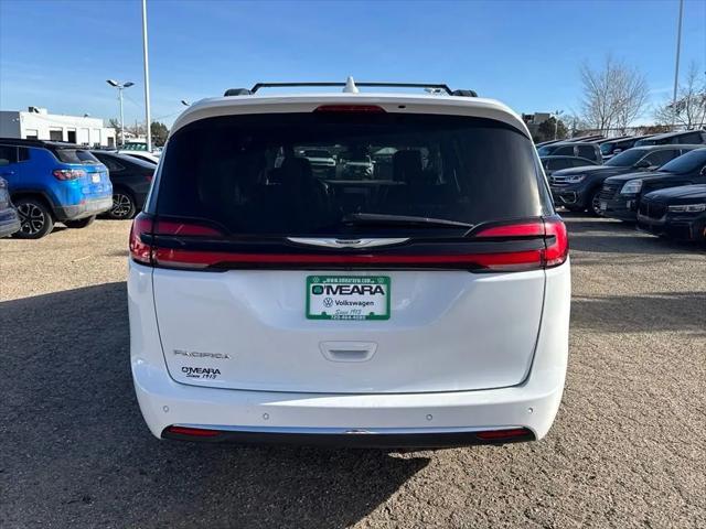 used 2022 Chrysler Pacifica car, priced at $22,098