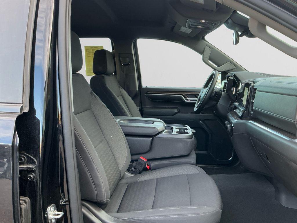 used 2024 Chevrolet Silverado 1500 car, priced at $37,164