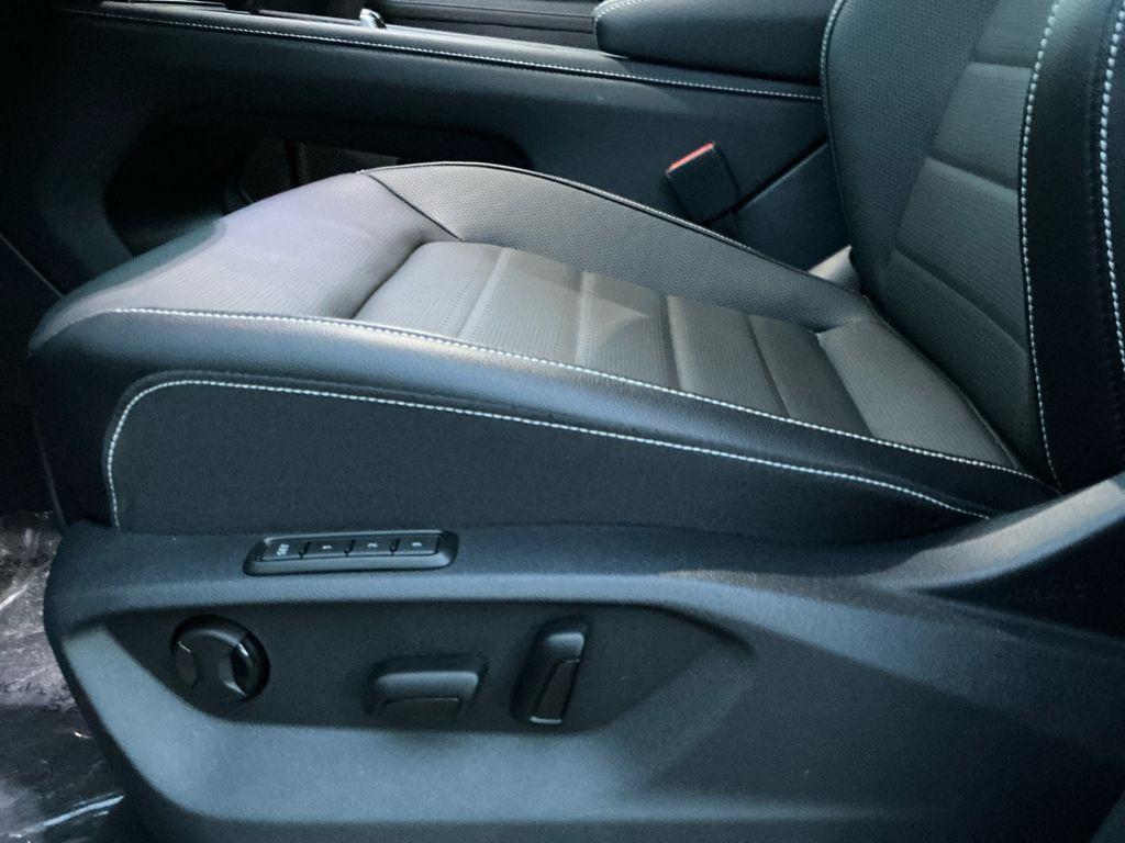 new 2025 Volkswagen Atlas Cross Sport car, priced at $47,299