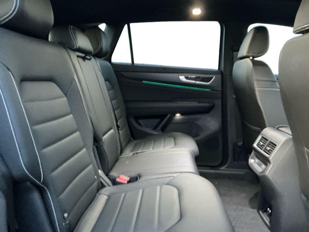 new 2025 Volkswagen Atlas Cross Sport car, priced at $47,299