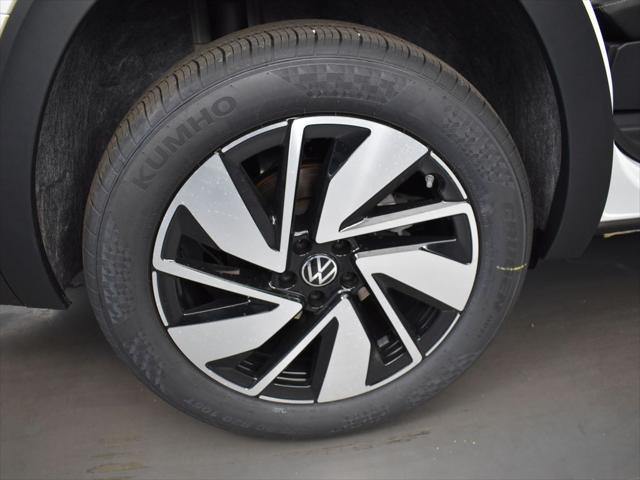 new 2024 Volkswagen Atlas car, priced at $48,180