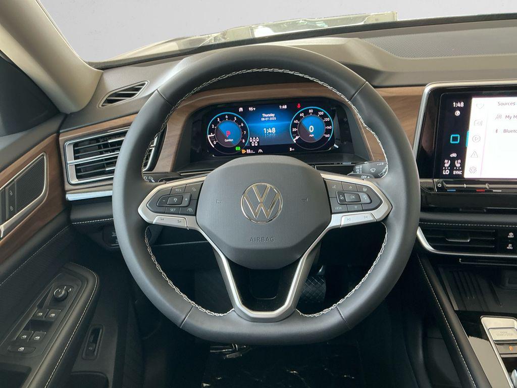 new 2025 Volkswagen Atlas car, priced at $45,312