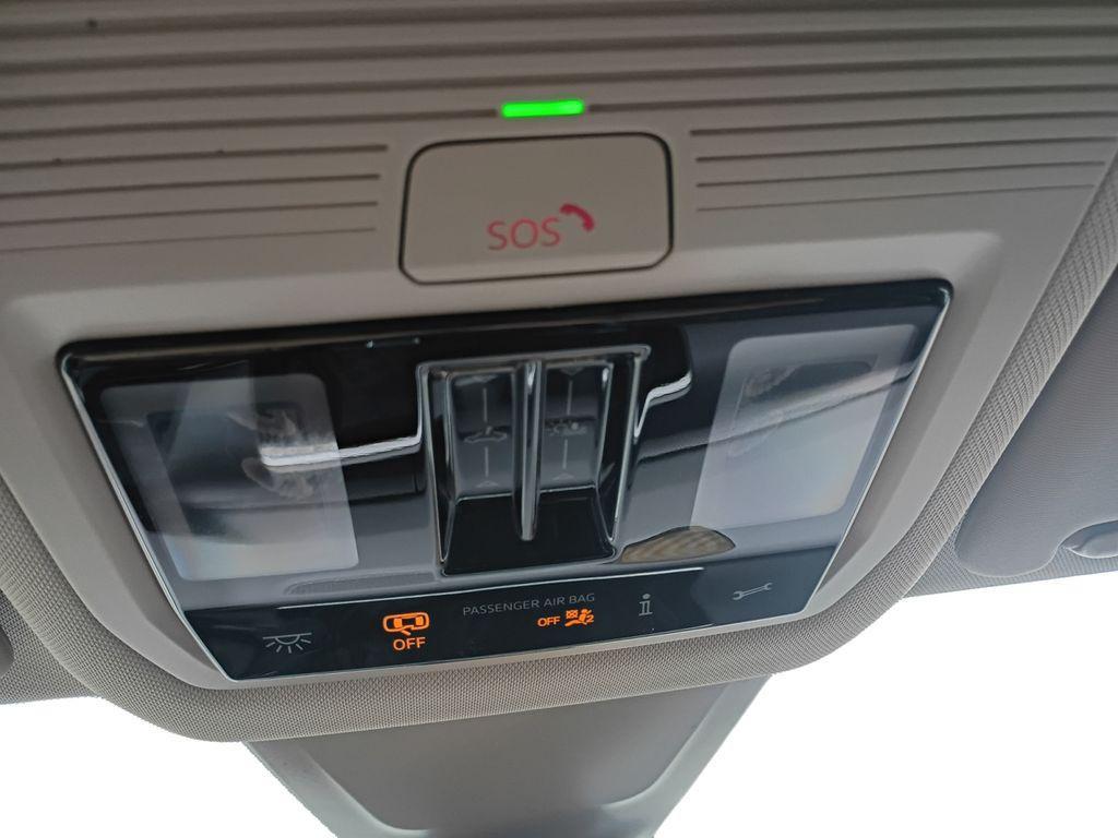 new 2025 Volkswagen Atlas car, priced at $45,806