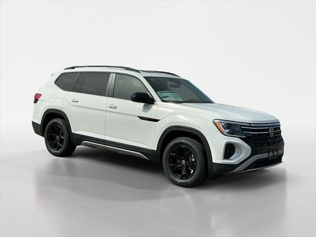 new 2025 Volkswagen Atlas car, priced at $47,076