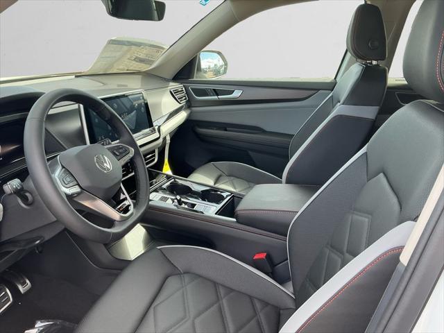 new 2025 Volkswagen Atlas car, priced at $47,076