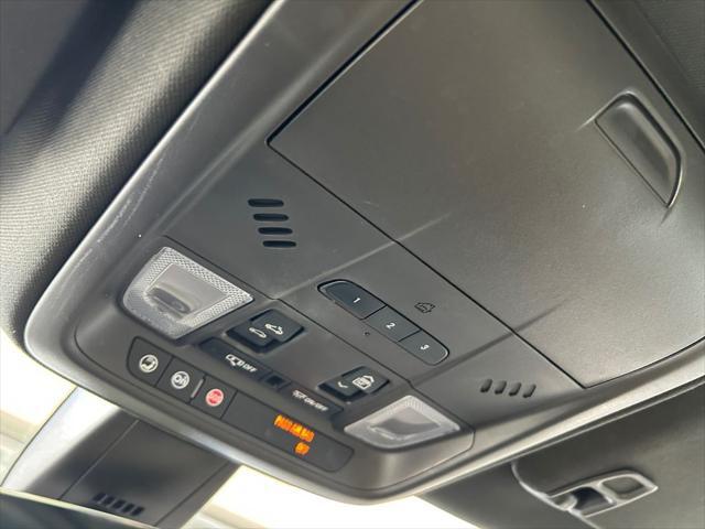 used 2019 Cadillac XT5 car, priced at $19,000