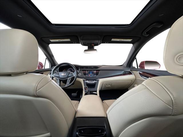 used 2019 Cadillac XT5 car, priced at $19,000
