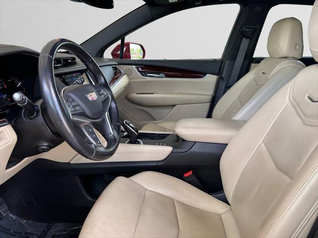 used 2019 Cadillac XT5 car, priced at $19,000