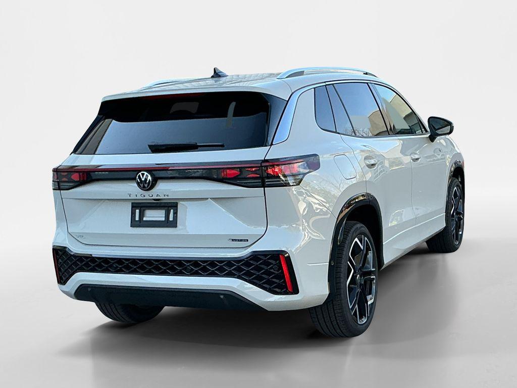 new 2025 Volkswagen Tiguan car, priced at $43,623