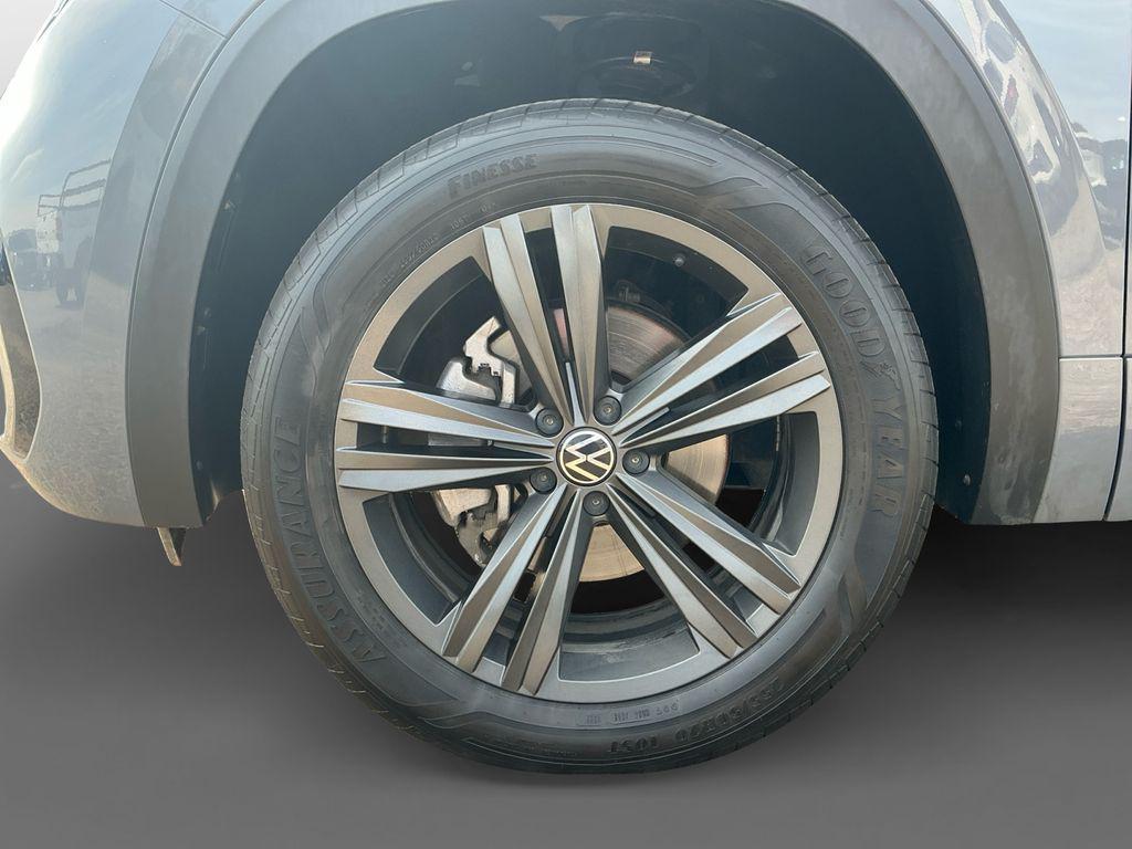 used 2022 Volkswagen Atlas Cross Sport car, priced at $29,999