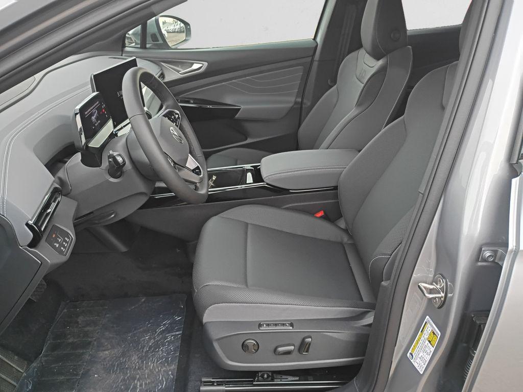 new 2025 Volkswagen ID.4 car, priced at $50,871