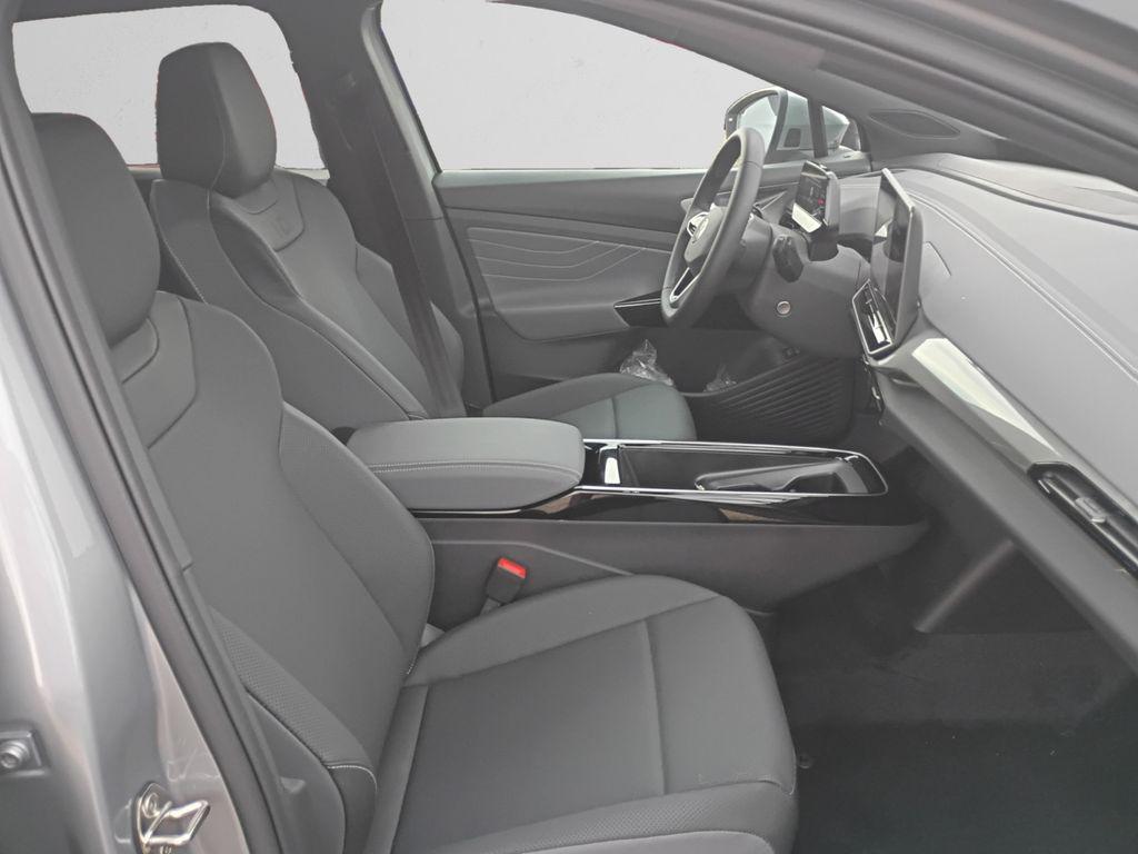 new 2025 Volkswagen ID.4 car, priced at $50,871