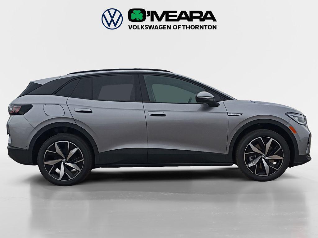 new 2025 Volkswagen ID.4 car, priced at $50,871