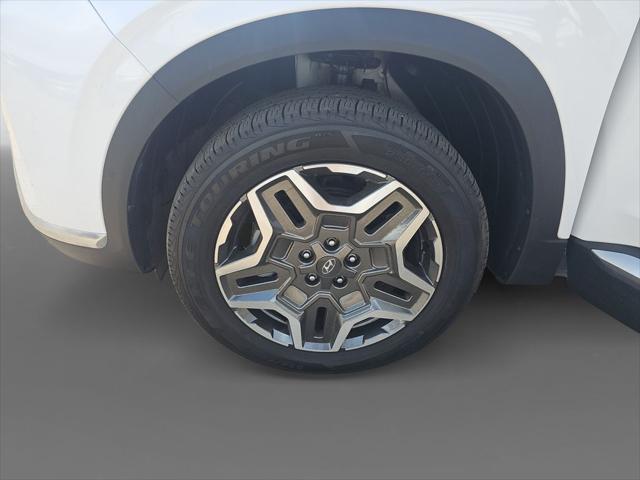 used 2023 Hyundai Santa Fe car, priced at $32,998