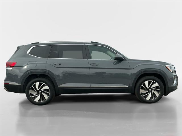 new 2025 Volkswagen Atlas car, priced at $51,076