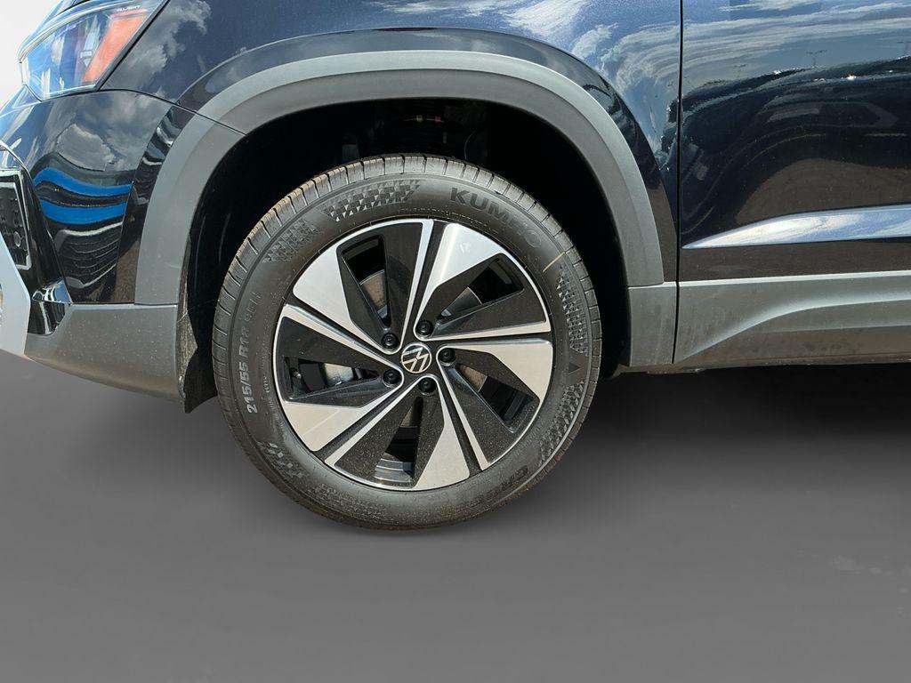 new 2025 Volkswagen Taos car, priced at $32,512
