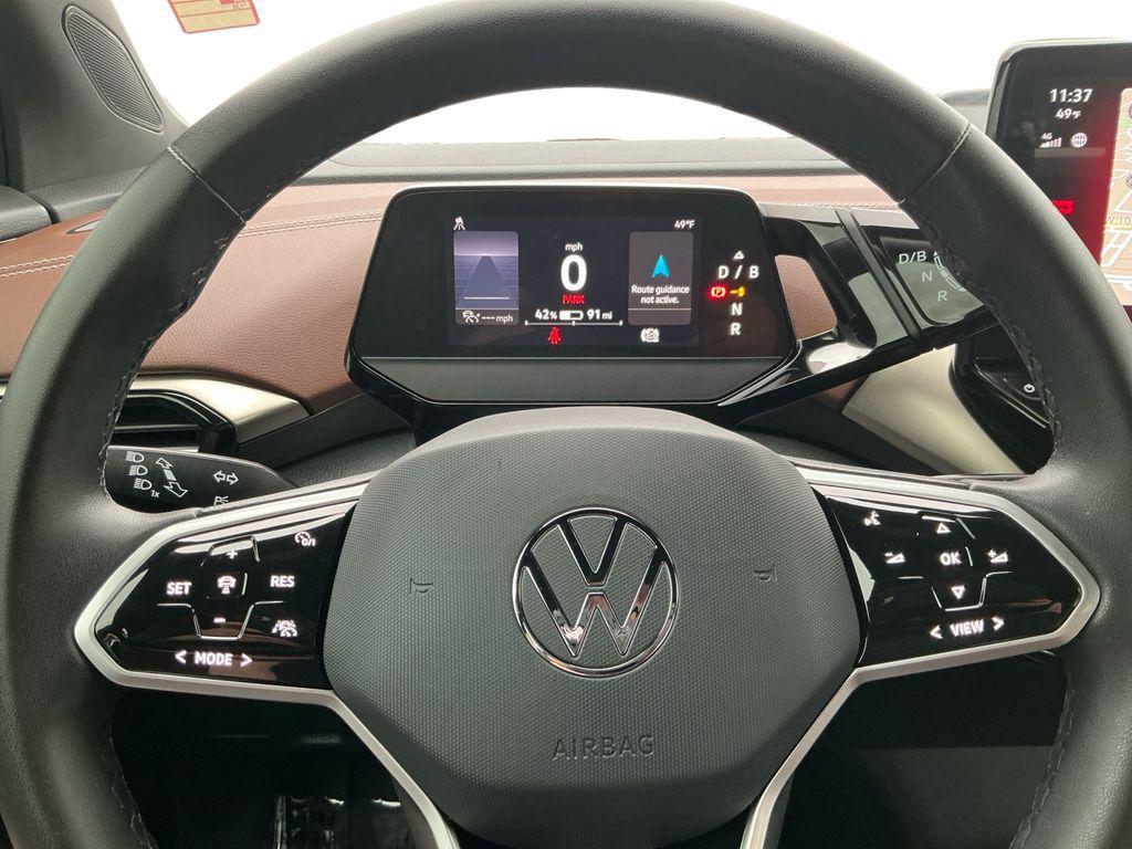 used 2023 Volkswagen ID.4 car, priced at $21,998