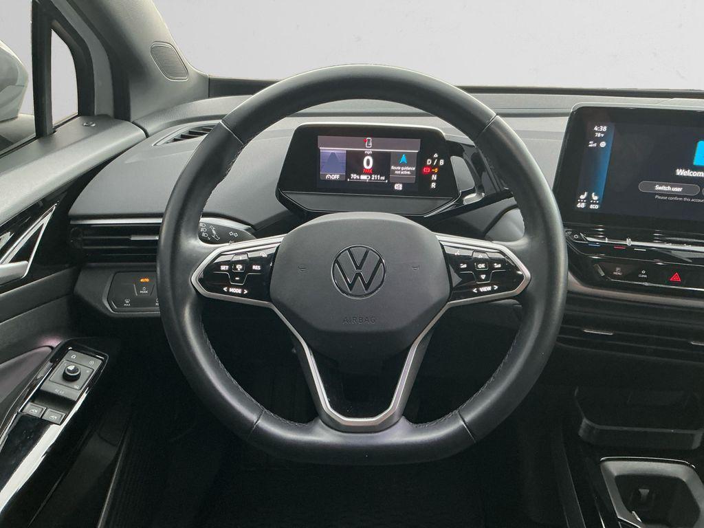 used 2022 Volkswagen ID.4 car, priced at $21,998