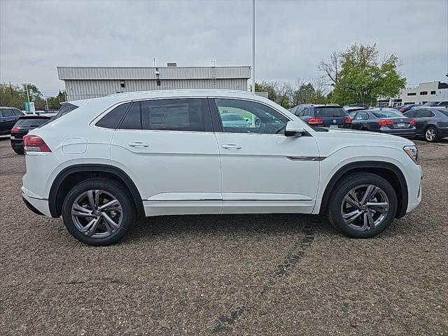 new 2024 Volkswagen Atlas Cross Sport car, priced at $49,881