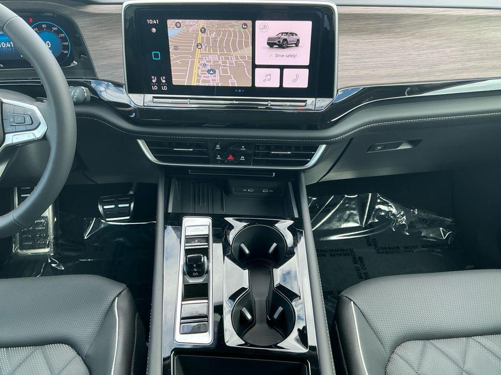 new 2026 Volkswagen Atlas car, priced at $58,349