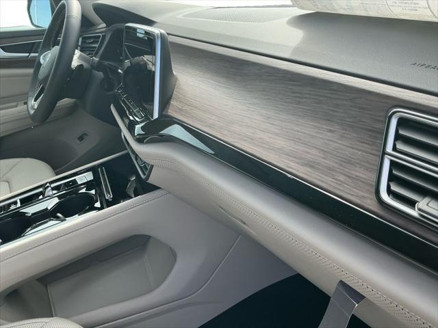 new 2025 Volkswagen Atlas car, priced at $49,021