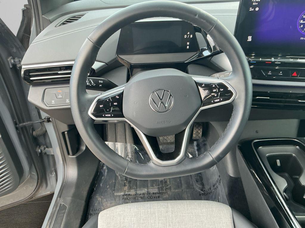 used 2024 Volkswagen ID.4 car, priced at $21,498