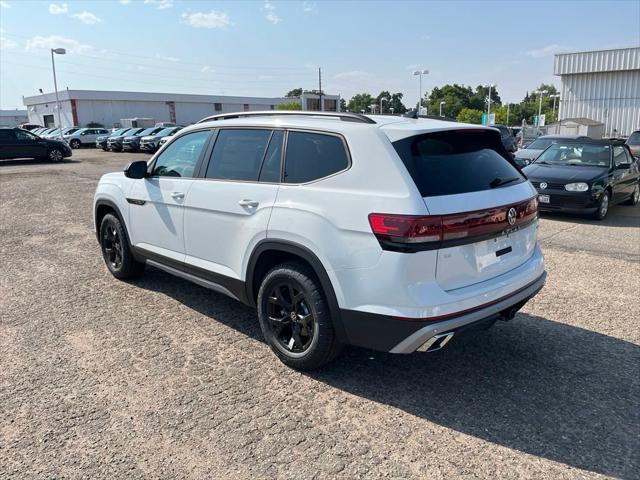 new 2024 Volkswagen Atlas car, priced at $48,441