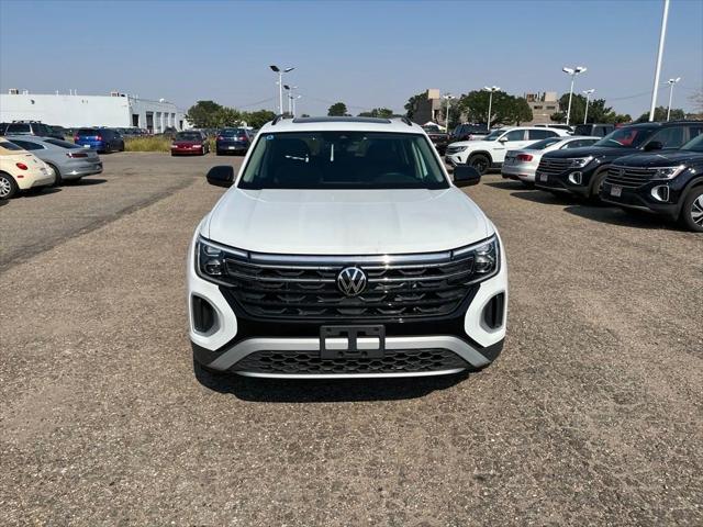 new 2024 Volkswagen Atlas car, priced at $48,441